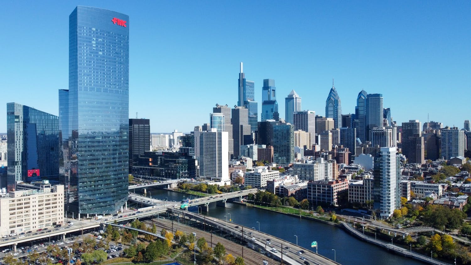 10-28-22 Philadelphia Skyline (Abhiram Juvvadi).jpg