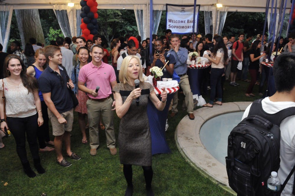Amy Gutman hosted a sophomore welcome back picnic at her house.