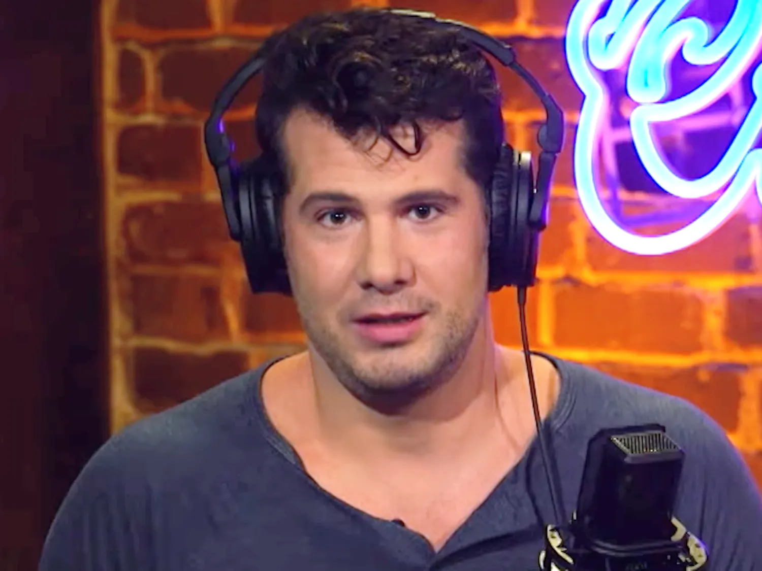 10-12-19 steven crowder (wikipedia).png
