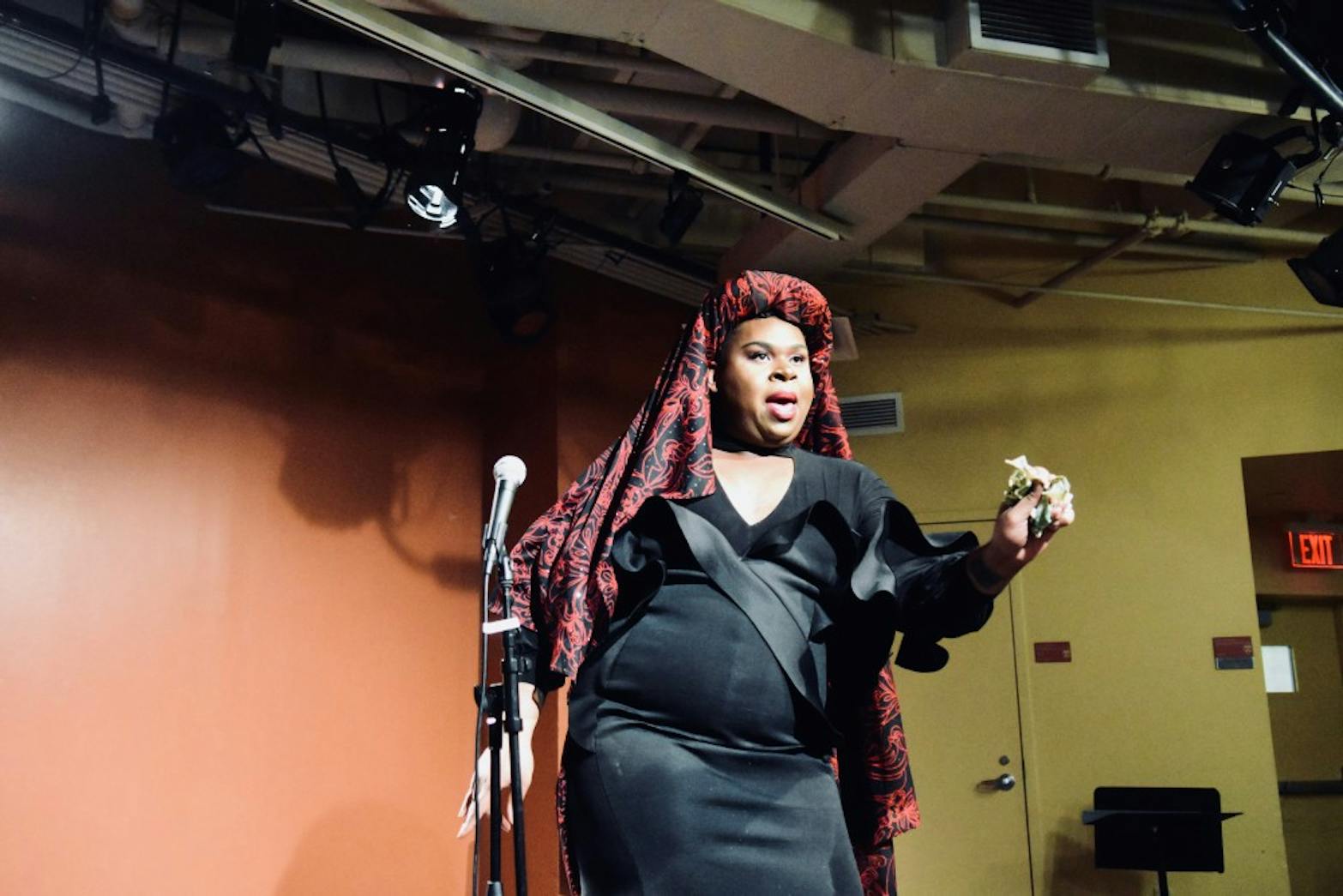 drag show photo essay