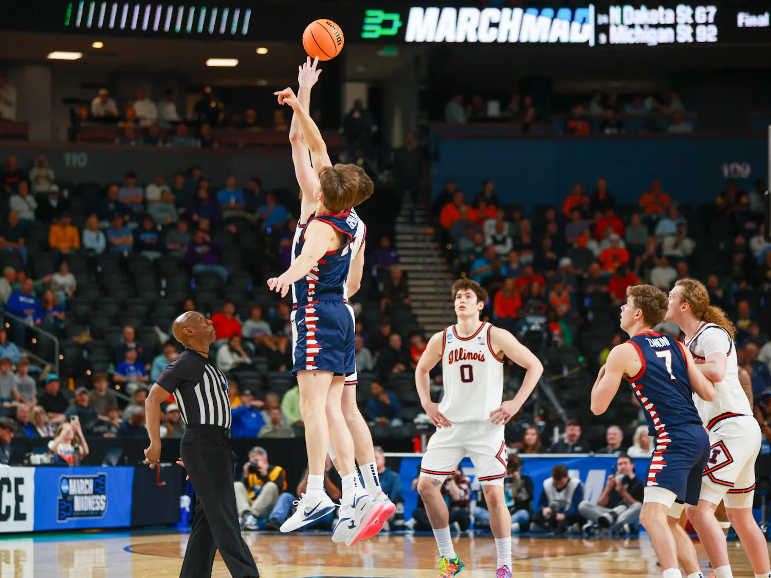 3-19-26 march madness mbb v illinois (noah jeong).jpg