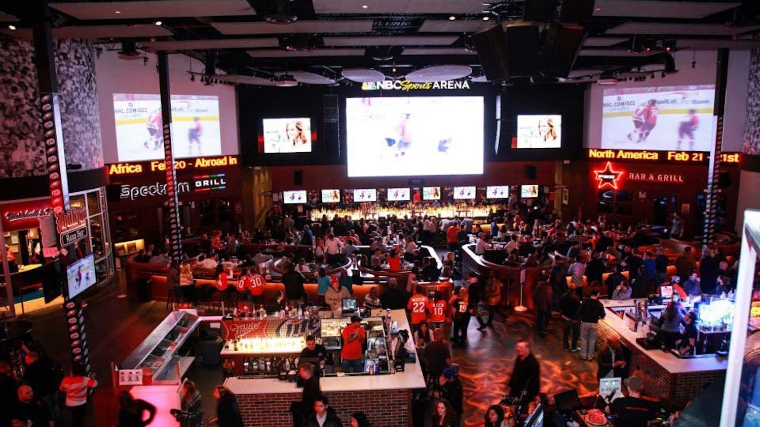 Seniors gathered on the first day of February at Xfinity Live for the kick-off event. Feb Club celebrates the seniors’ last full month together.