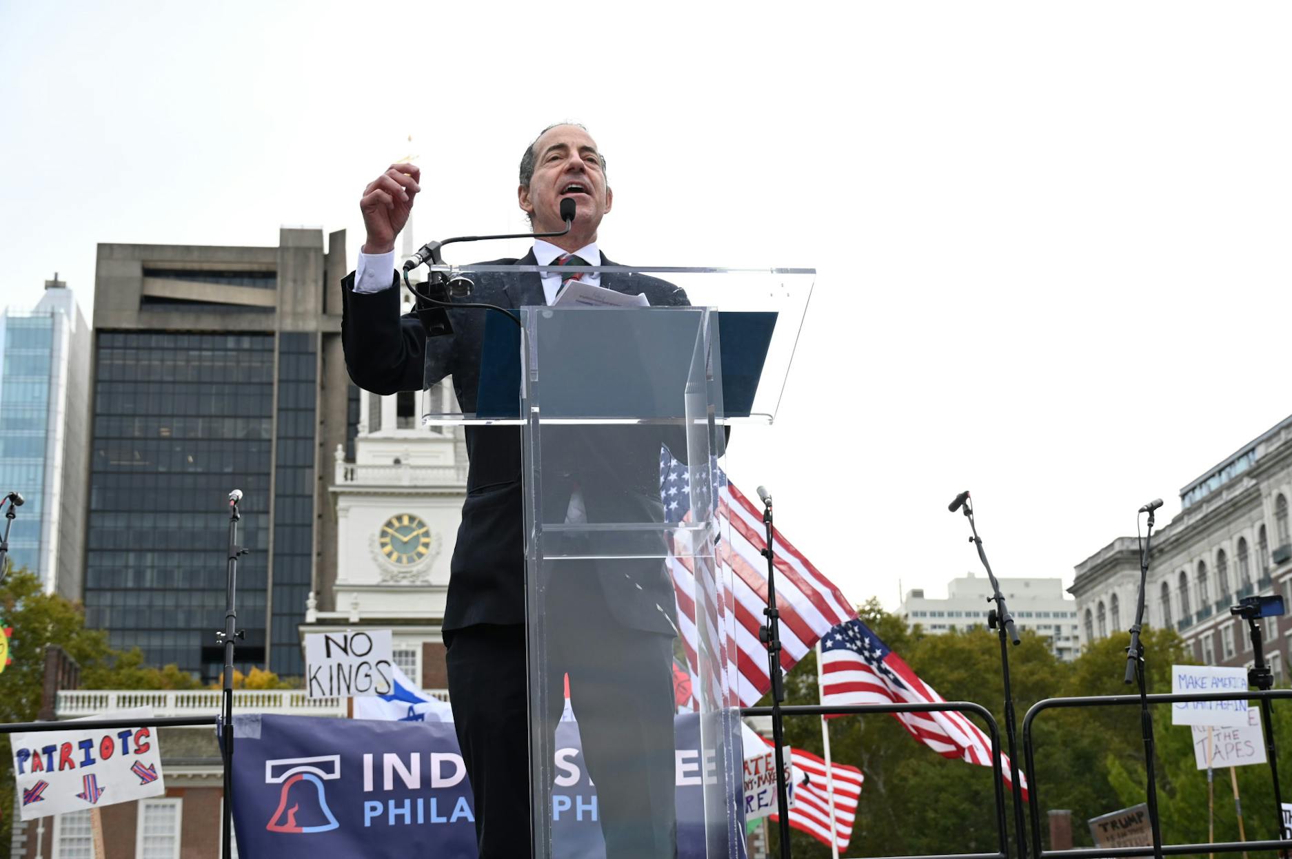 10-18-25 No Kings (Sydney Curran) 1.jpg