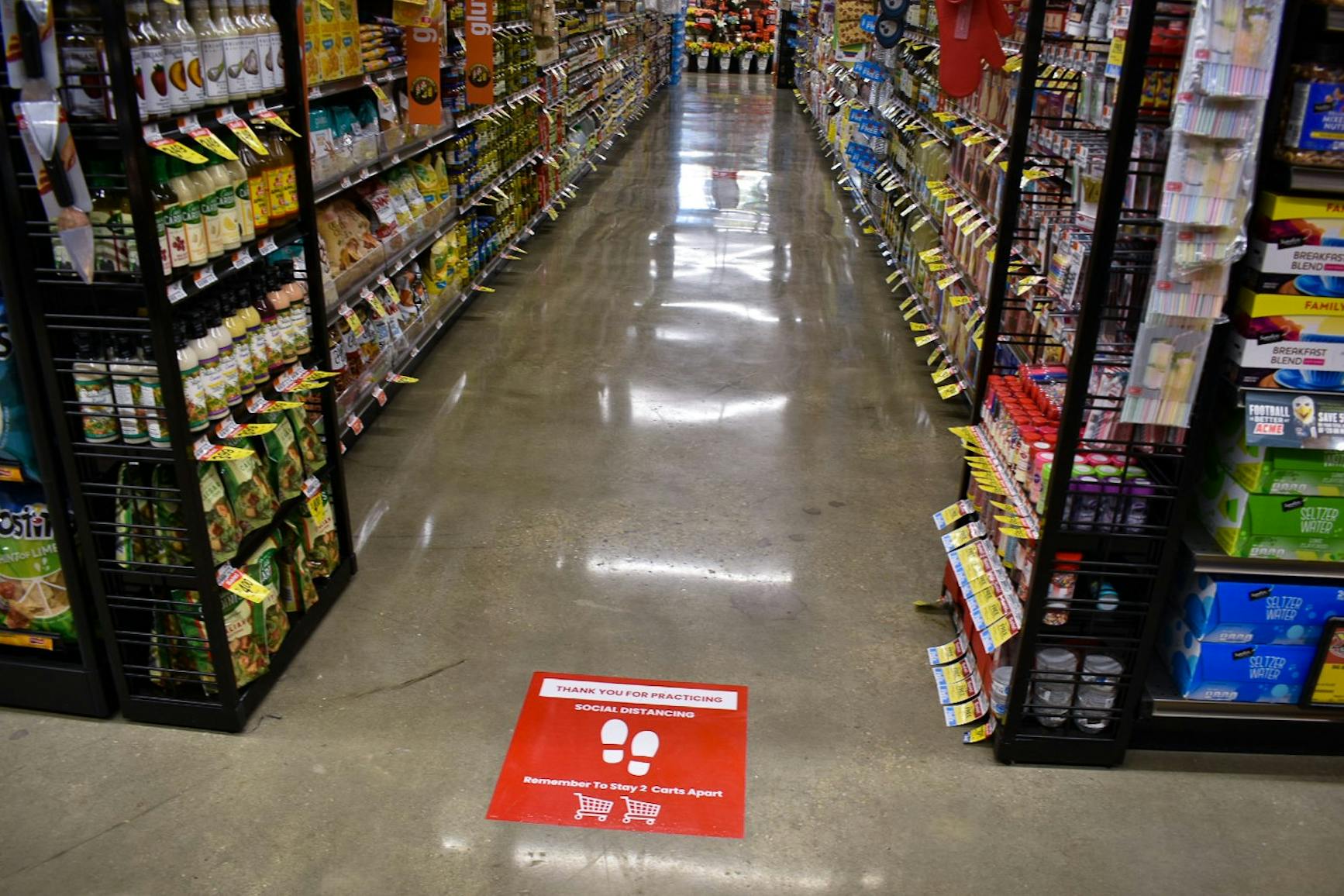 Acme Market Grocery Store Social Distancing.JPG