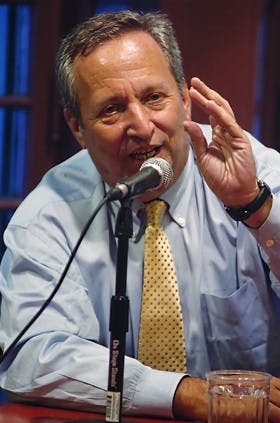 Larry Summers talks economics in Irvine