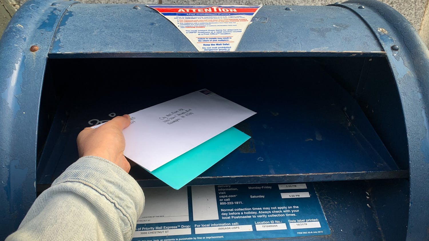 Mail-In Ballot Absentee Voting Vote Election Mailbox.jpg