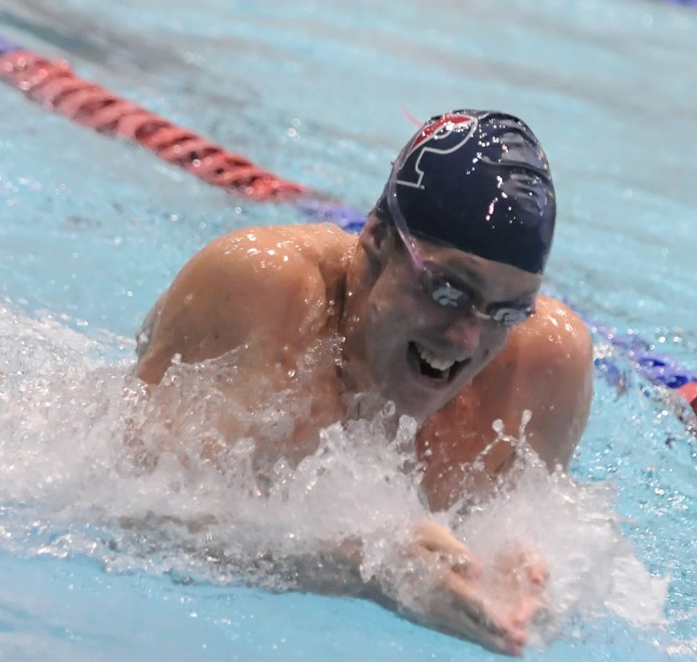 02052012_swimming_umbc078