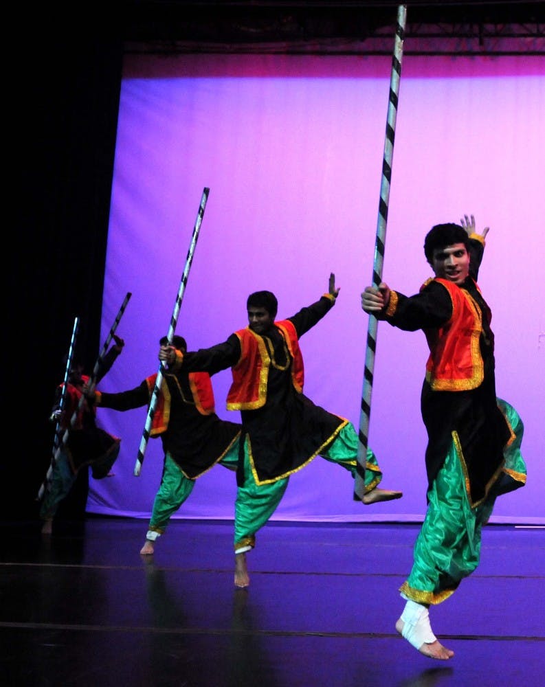 Dhamaka Show 2013