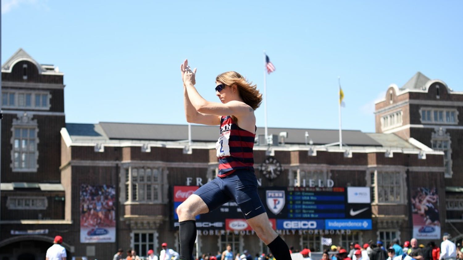 Track_Relays_Sean_Clarke_PoleVault.jpg