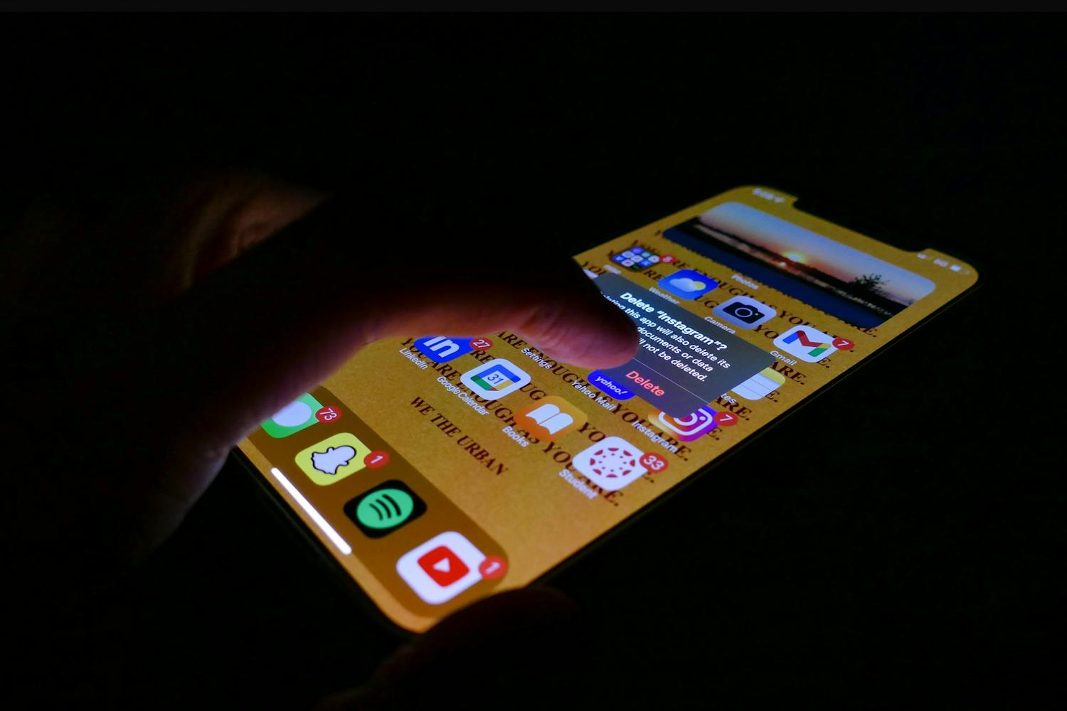 11-16-21 Deleting Social Media Instagrram Photo Illustration (Avi Singh).jpg