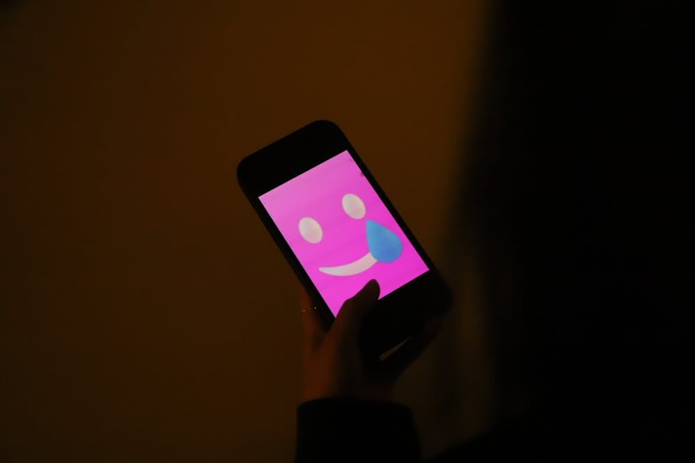 04-27-26 Sidechat (Connie Zhao).jpg