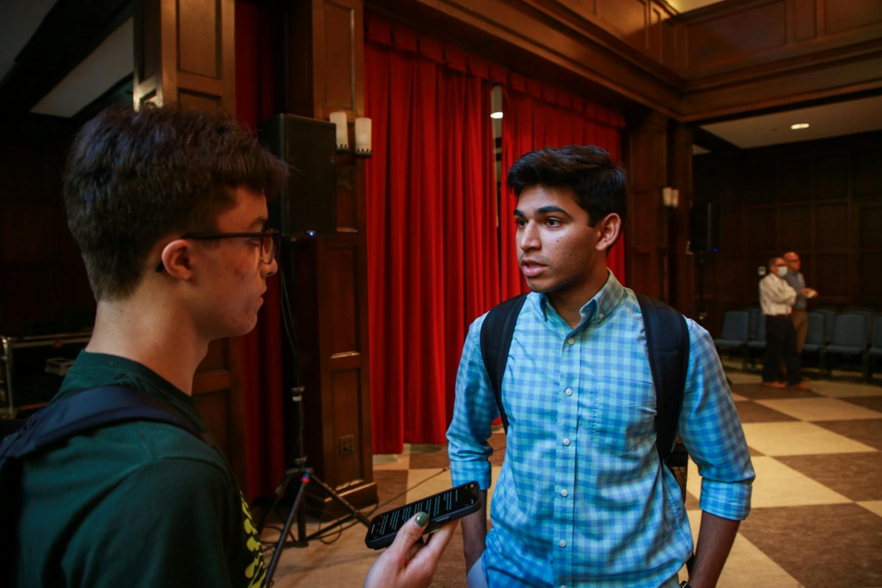 09-14-22 mec protest university council (Jesse Zhang)-2.jpg