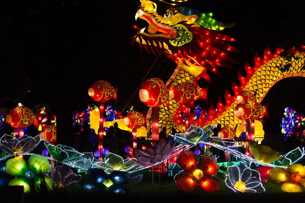 philadelphia chinese lantern festival in franklin square
