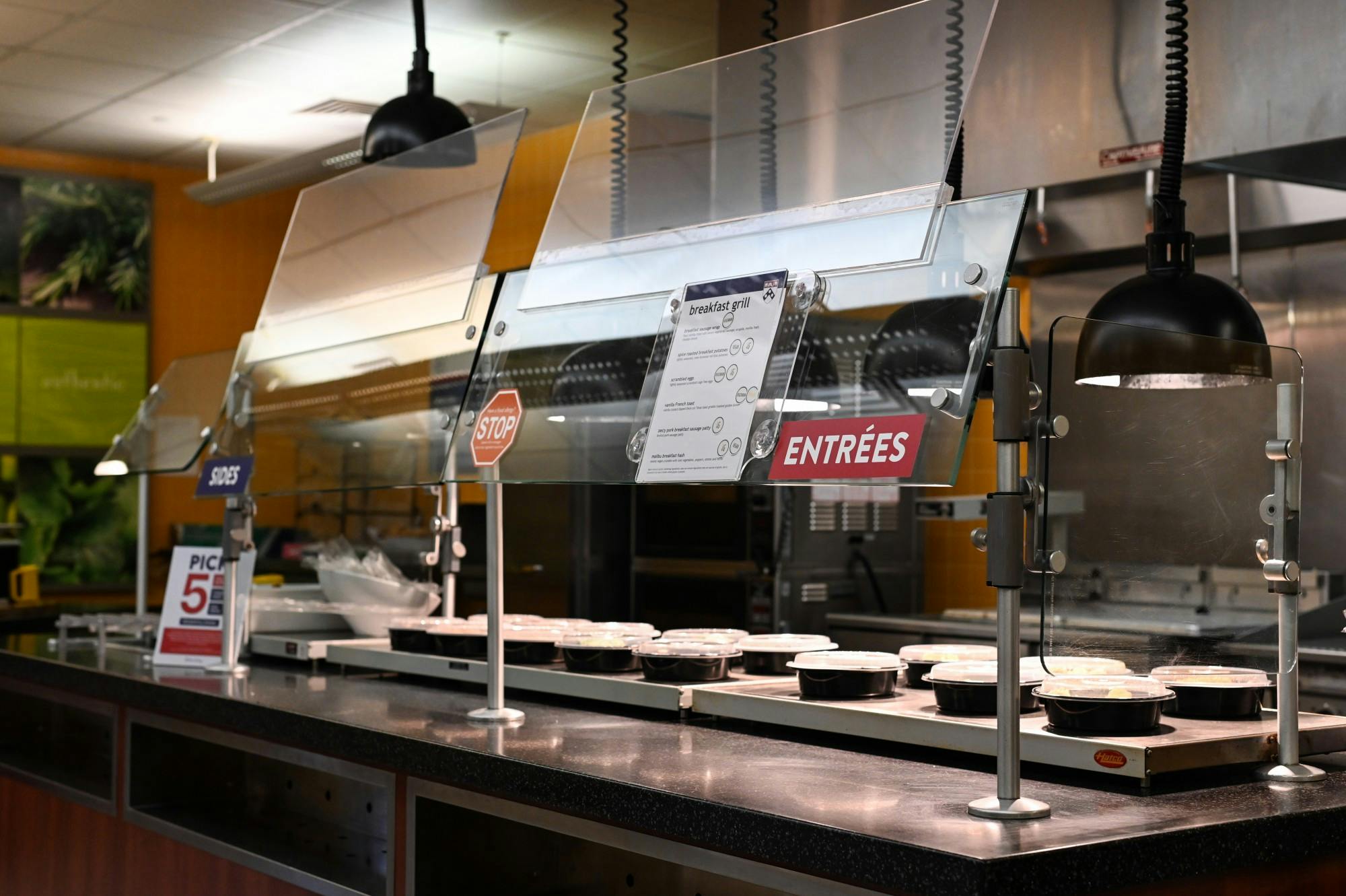 1920 Commons COVID-19 Coronavirus Pre-Packaged Meals Food Dining Hall.JPEG