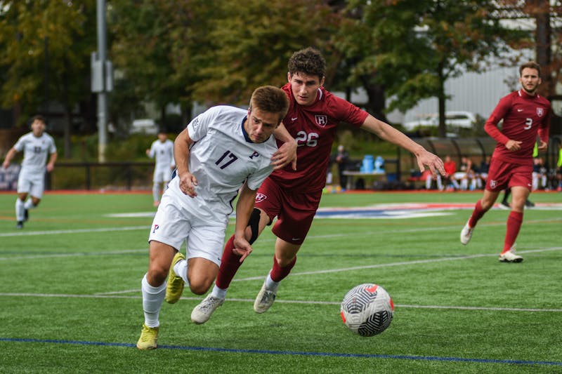 Men&#39;s soccer pulls off tight victory versus Harvard