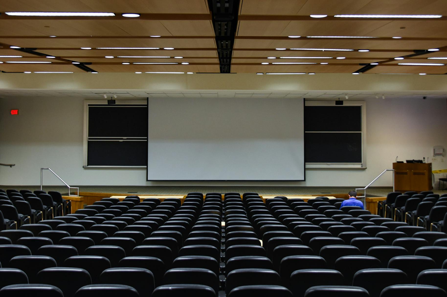 10-26-22 Meyerson Hall Classrooms (Maitrey Prajapati).jpg