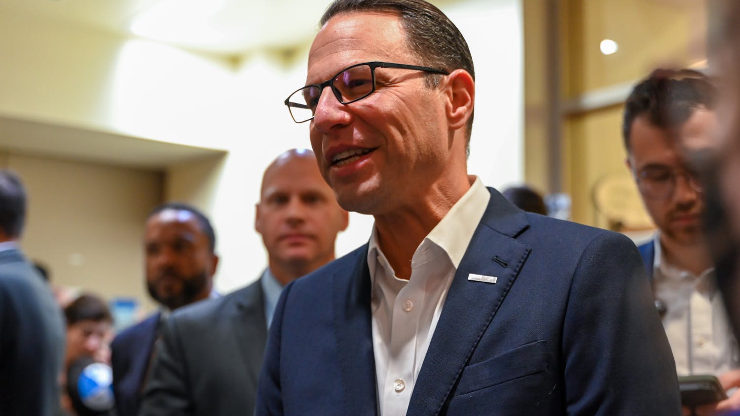 12-07-23 Governor Shapiro Candlelighting (Derek Wong).jpg