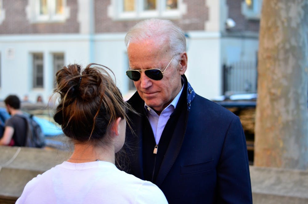 Biden talked to various Penn students who surrounded him.