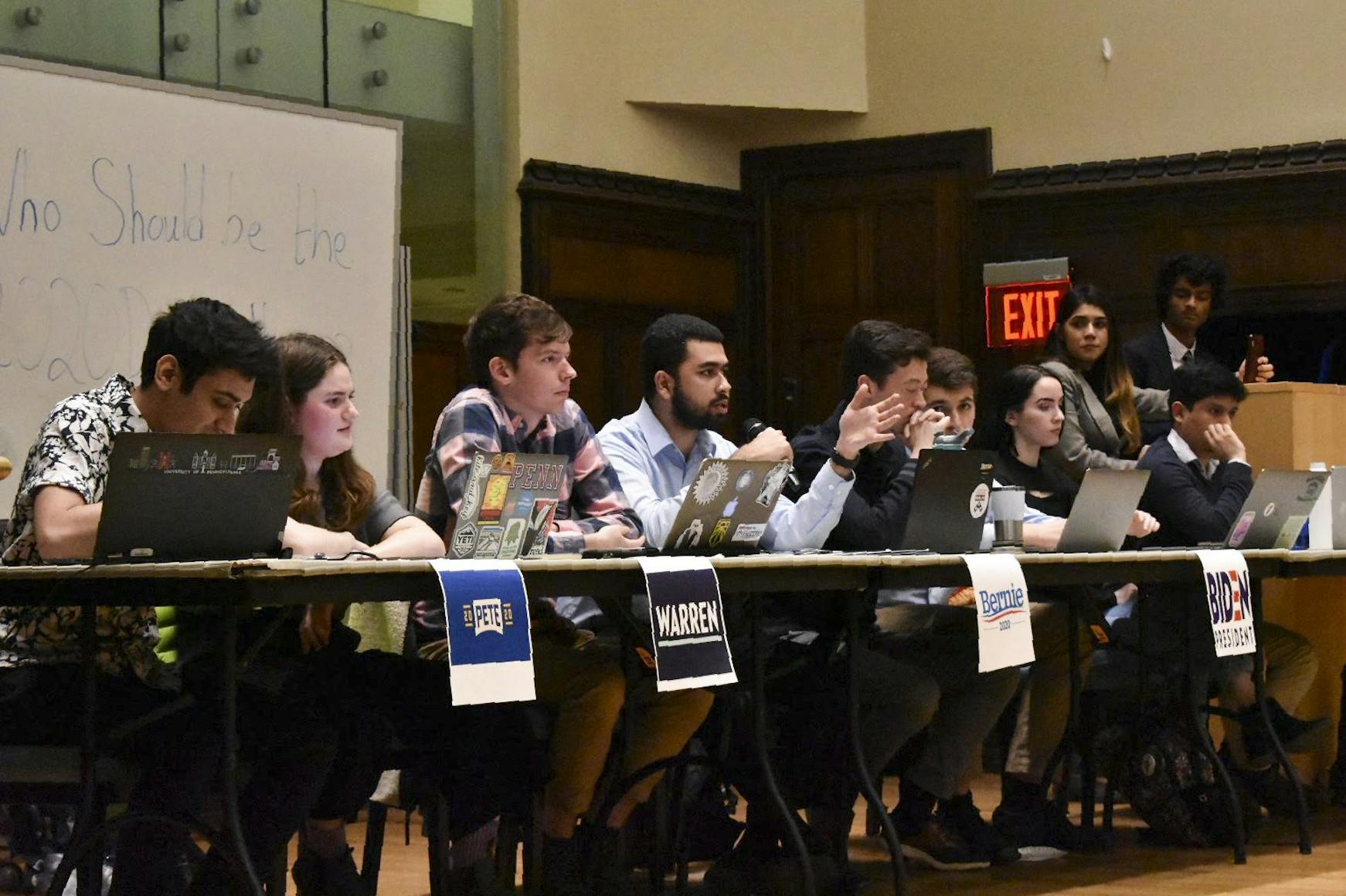 Democratic Student Debate Super Tuesday.jpg