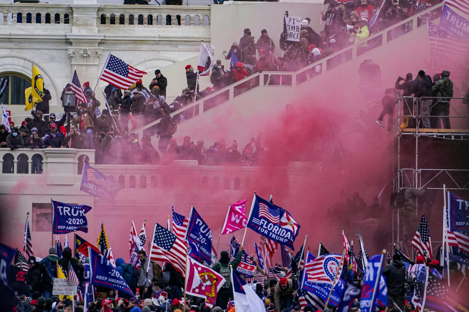 01-06-21 Trump Capitol Riot (Chase Sutton).jpg