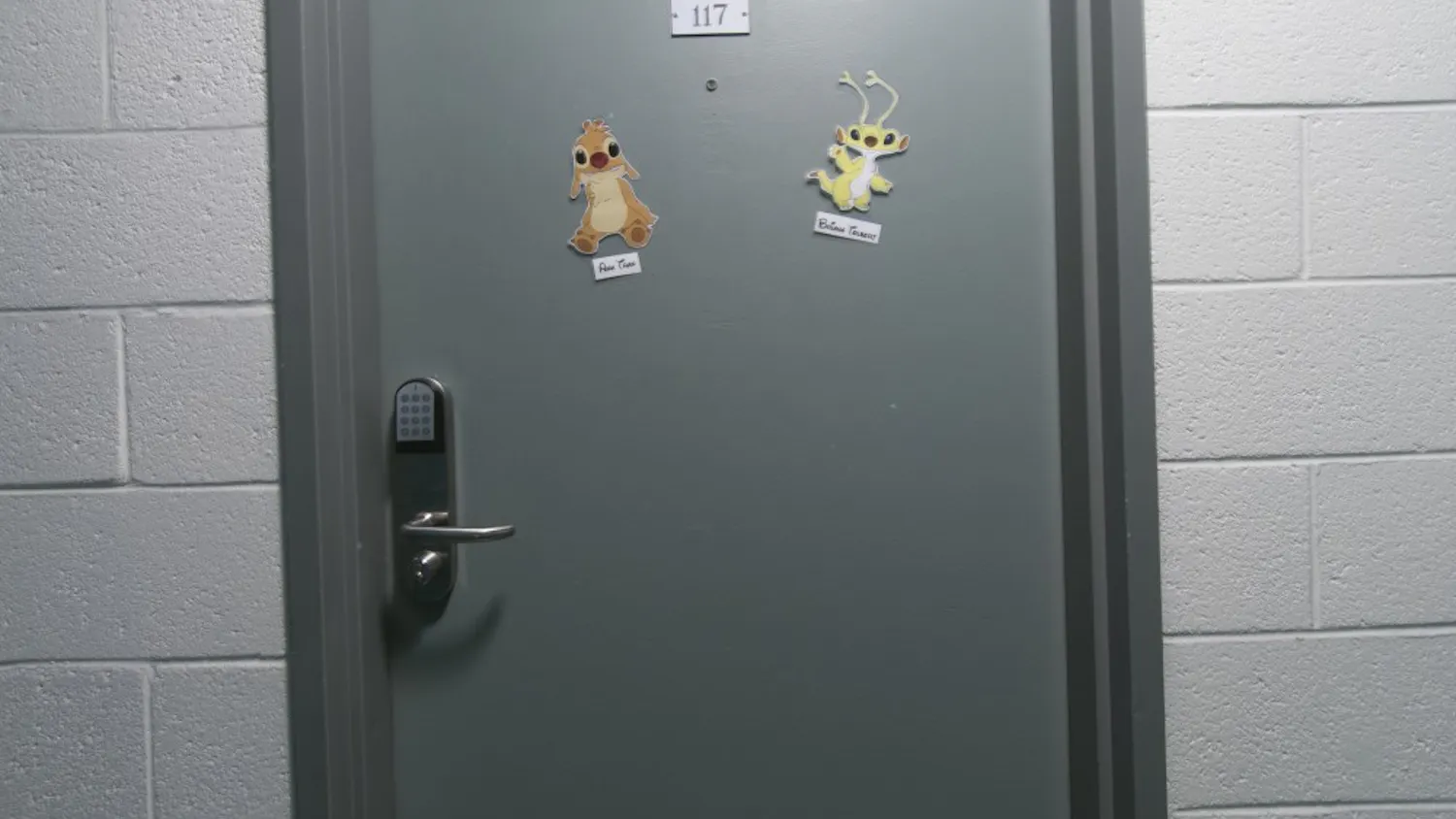 The new electronic lock system, requiring PennCards rather than traditional brass keys, has been installed throughout several dorms, with plans to come for other college houses.