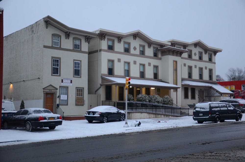 Multicultural Greek organizations such as Alpha Psi Alpha&nbsp;allow students to connect through shared culture. Their smaller size attracts many students because of the tighter-knit community.