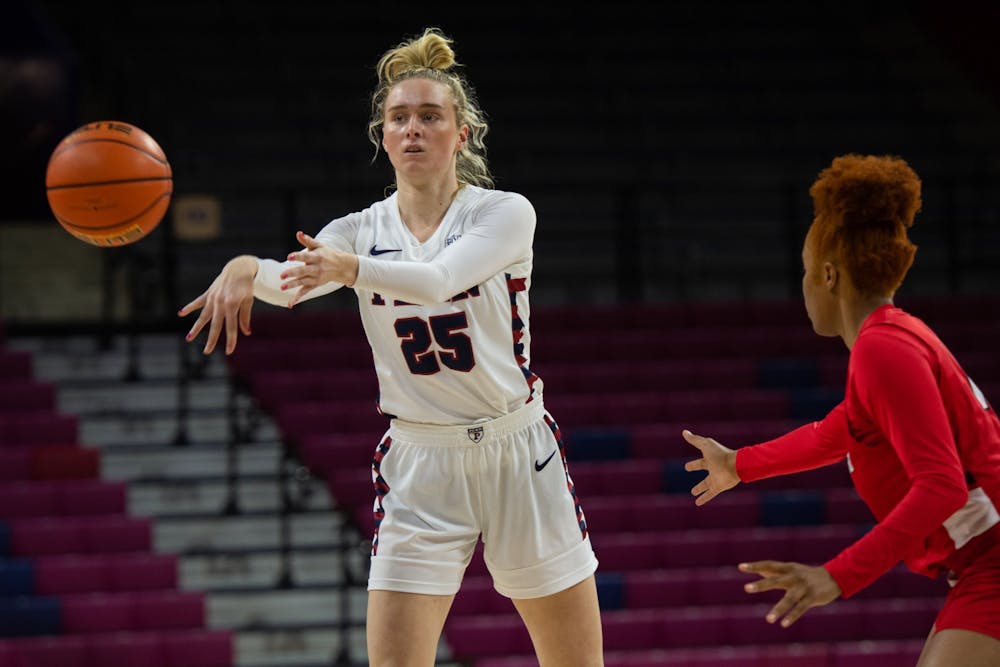 01-10-23-womens-basketball-vs-hartford-silke-milliman-benjamin-mcavoy-bickford