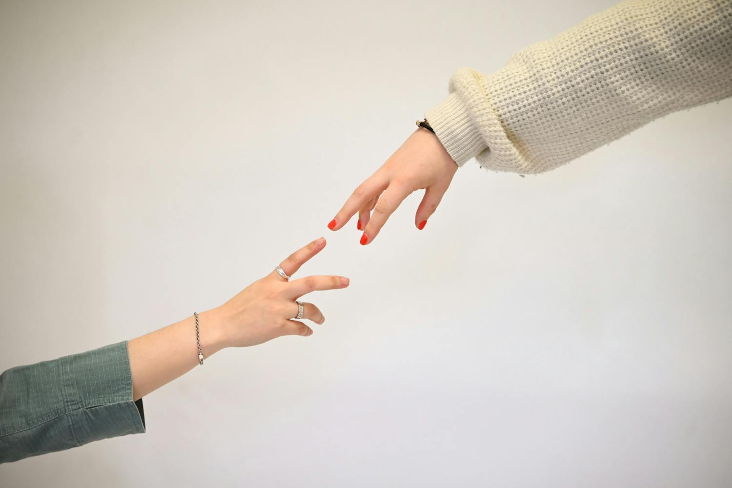 03-17-25 Social Distance & Lonely (Sydney Curran).jpg