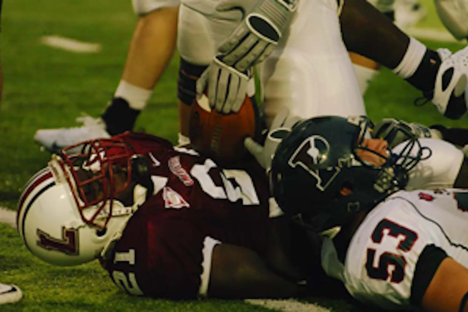 Football | Spotty first half costs Quakers