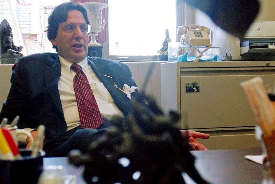 Prof pushes studying the strategies of warfare