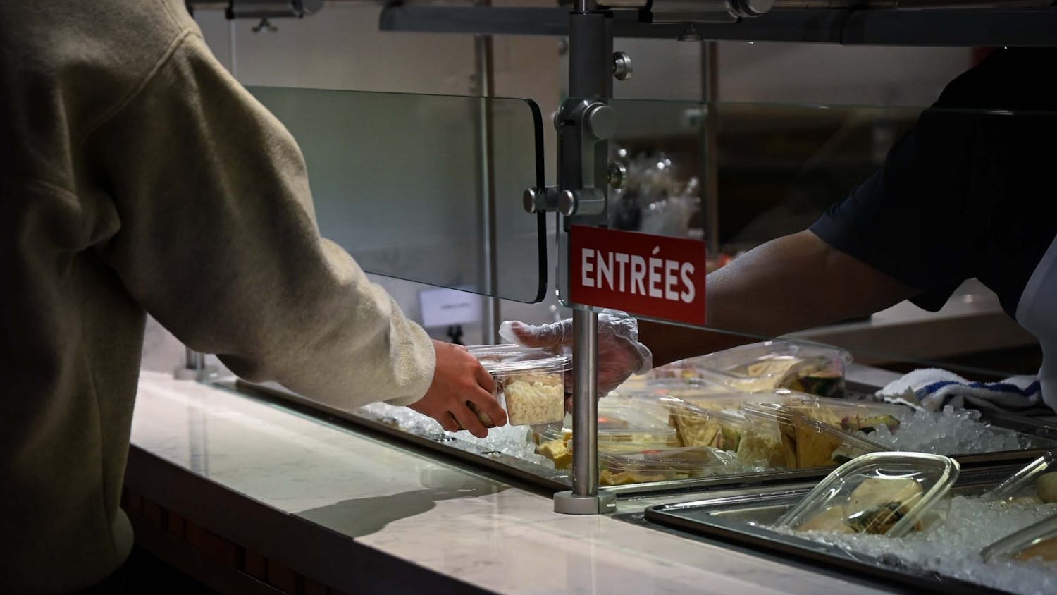 01-14-21 Hill Dining Hall (Kylie Cooper).jpg