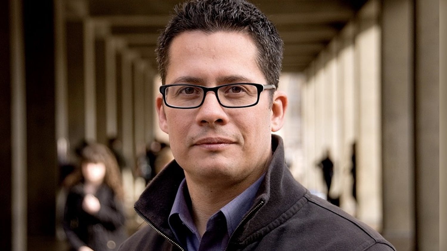 Roberto Gonzales.jpg