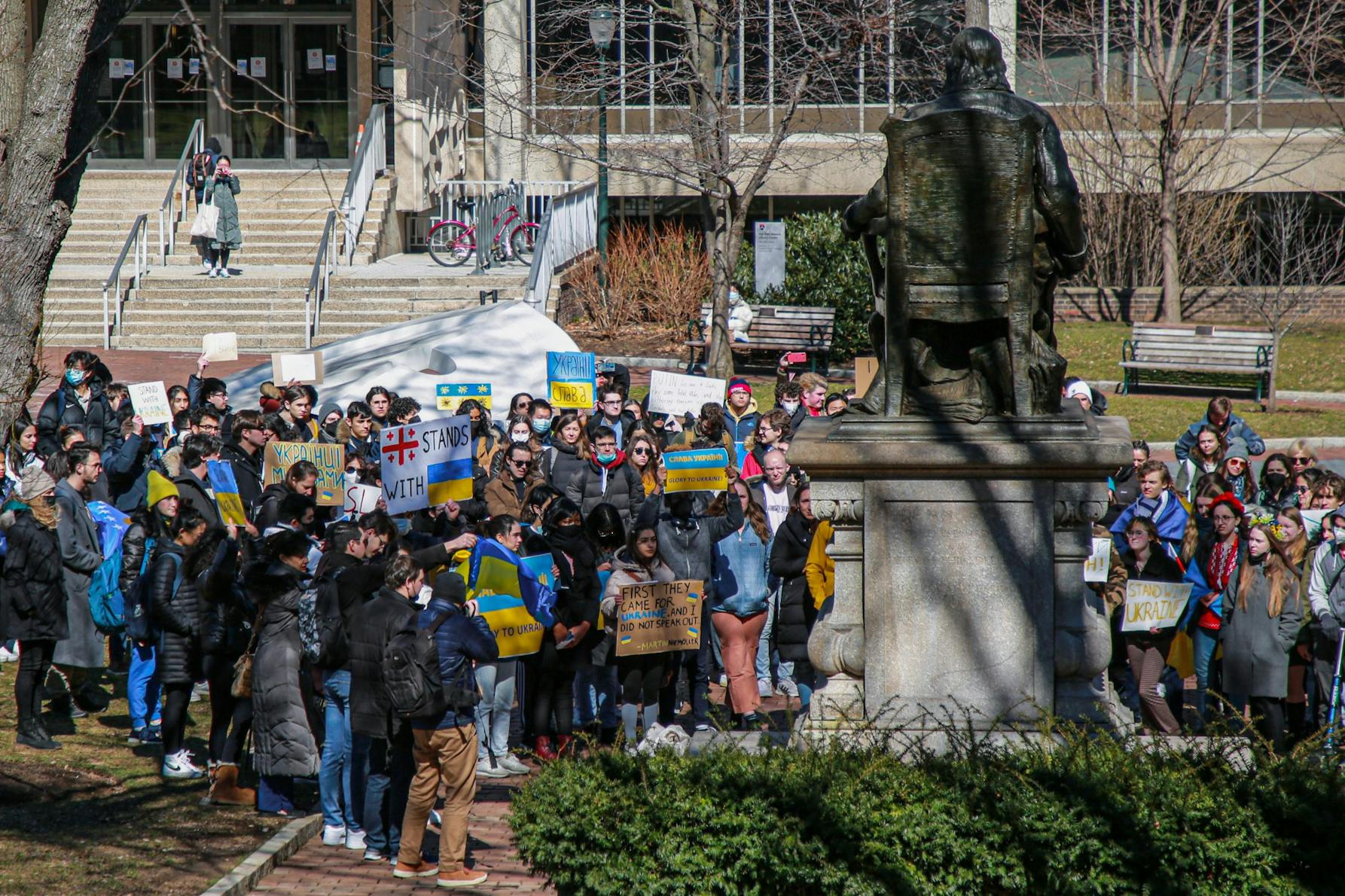 02-28-22 Penn Walk for Ukraine 2 (Jesse Zhang).jpg