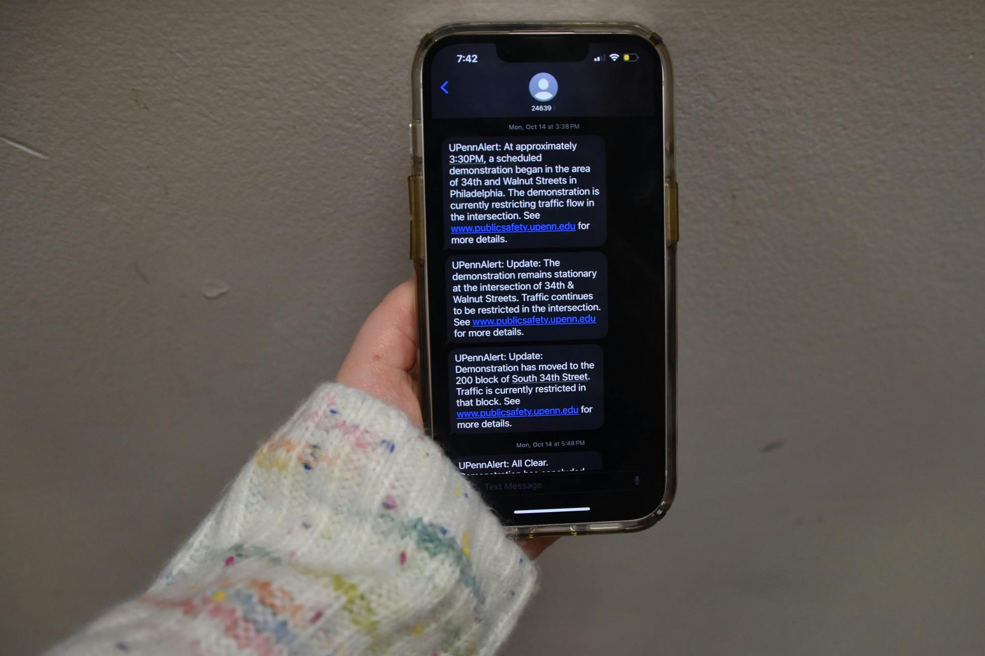 10-28-24 UPenn Alert Photoillustration (Sydney Curran).JPG