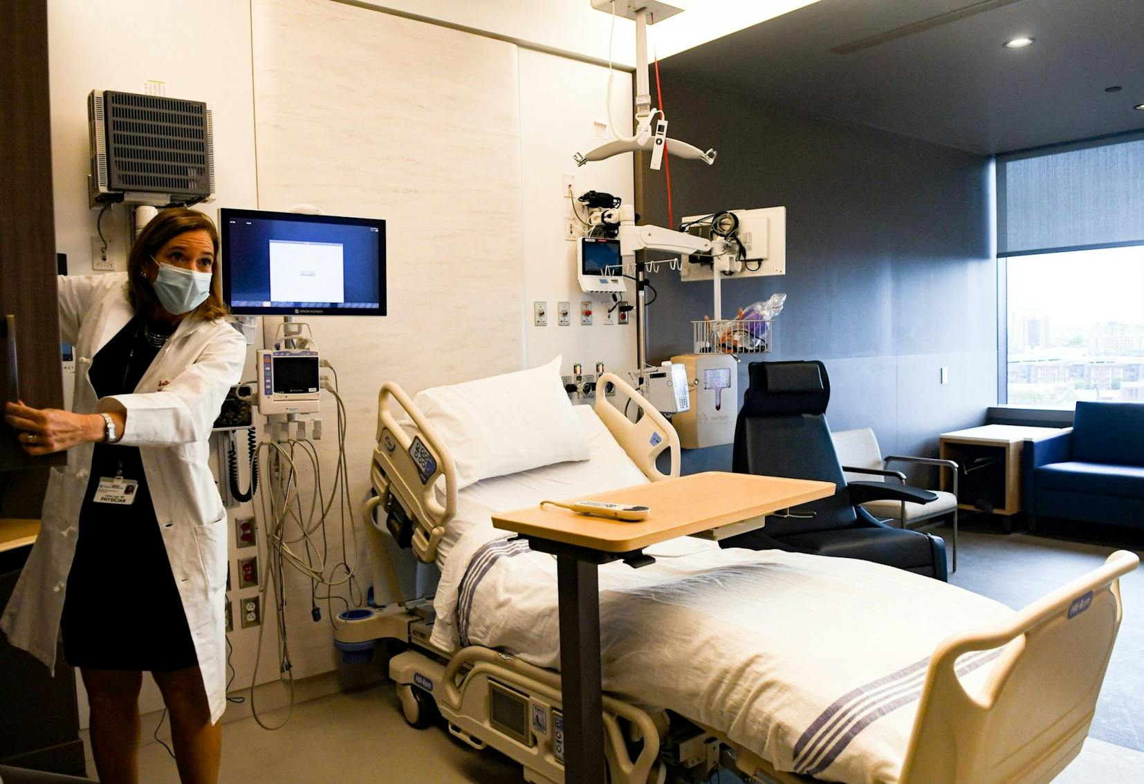 10-26-21 Penn HUP Pavilion Grand Opening Hospital (Sukhmani Kaur) 3.jpg