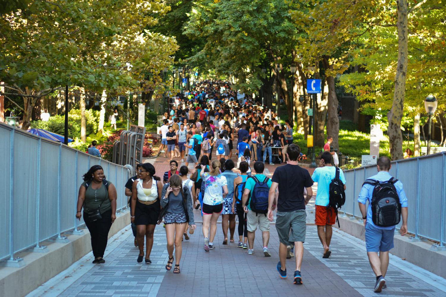 08-28-14 SAC Fair (Yolanda Chen).jpg
