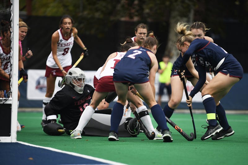 Penn field hockey sneaks by Columbia and outflies Temple this weekend