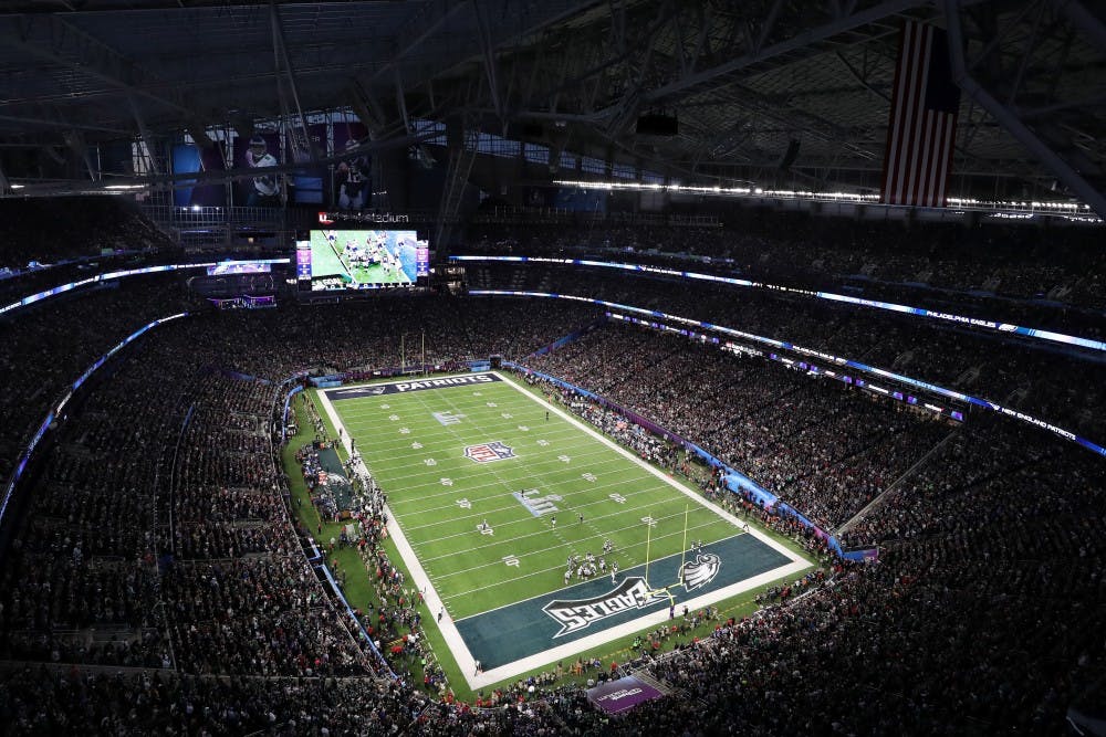 Eagles fans flock to Lincoln Financial Field before the Super Bowl