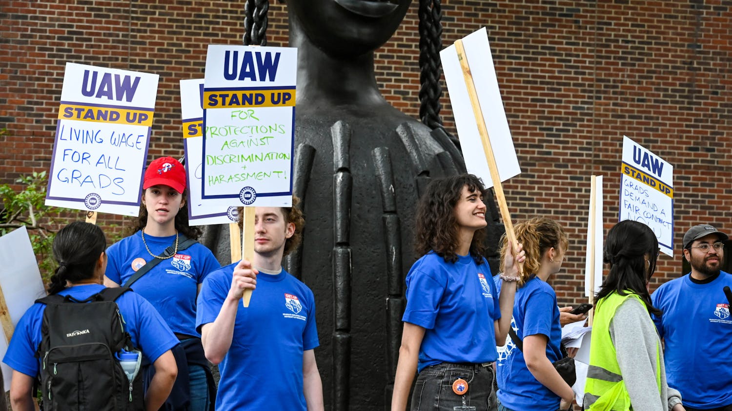 10-08-25 GET-UP Picketing (Sydney Curran)-1.jpg