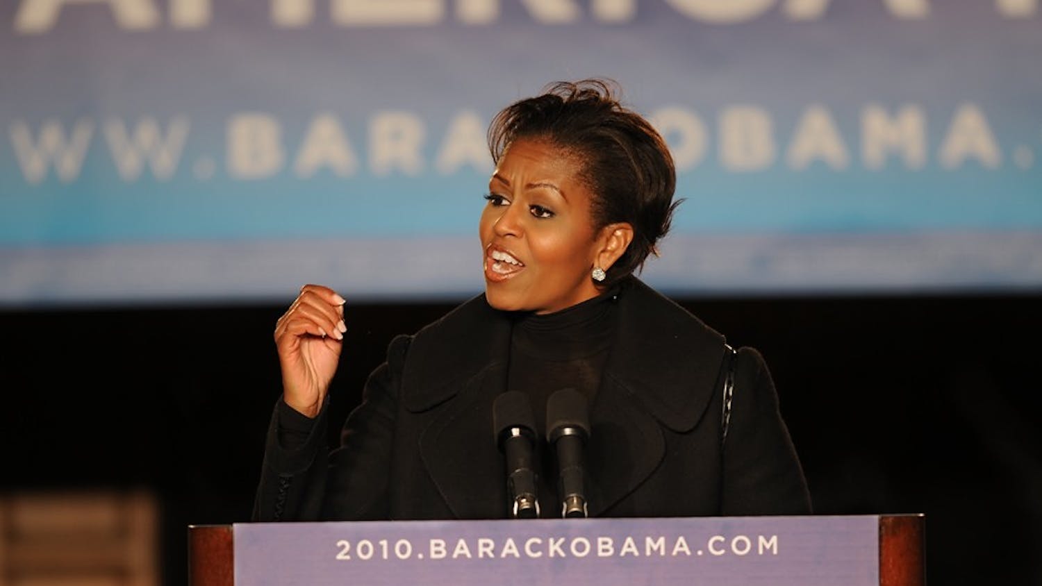 Michelle Obama rallies crowd of 3,500 at Wynn Commons