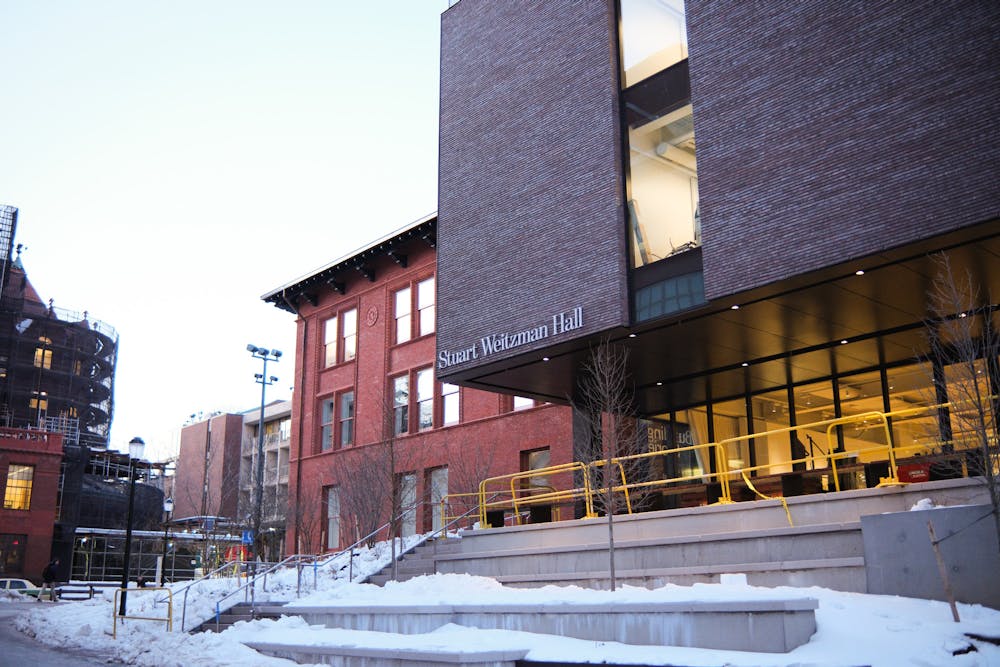 2-2-26 Stuart Weitzmann tour (Kenny Chen)-1.jpg