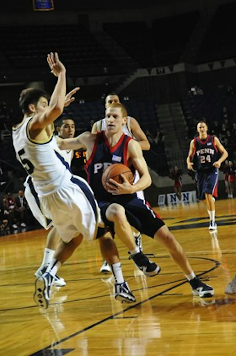 12042009_basketball_navy030