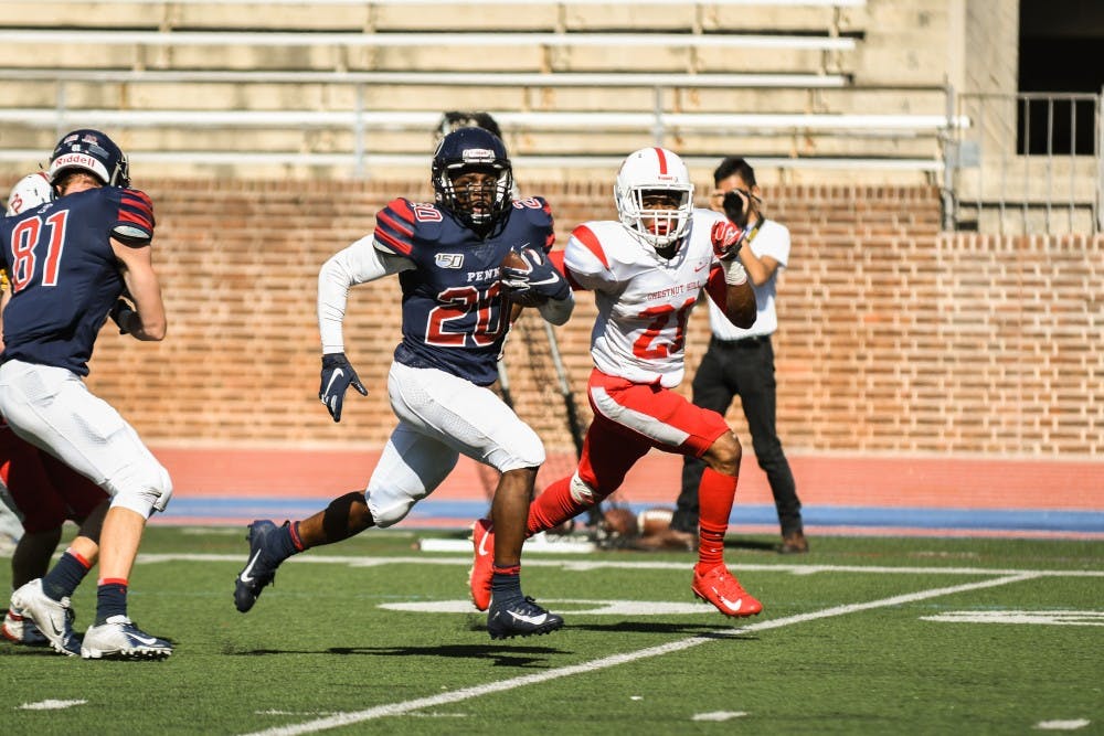 sprint-football-vs-chestnut-hill-lacquan-mckever-running