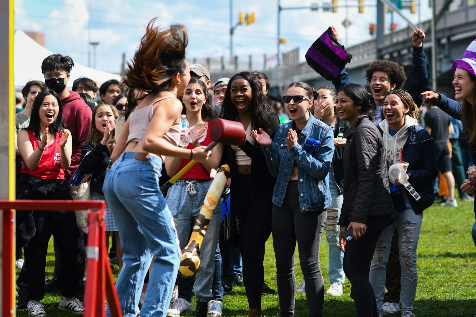 06 Hammer Game (Julia Van Lare).jpg