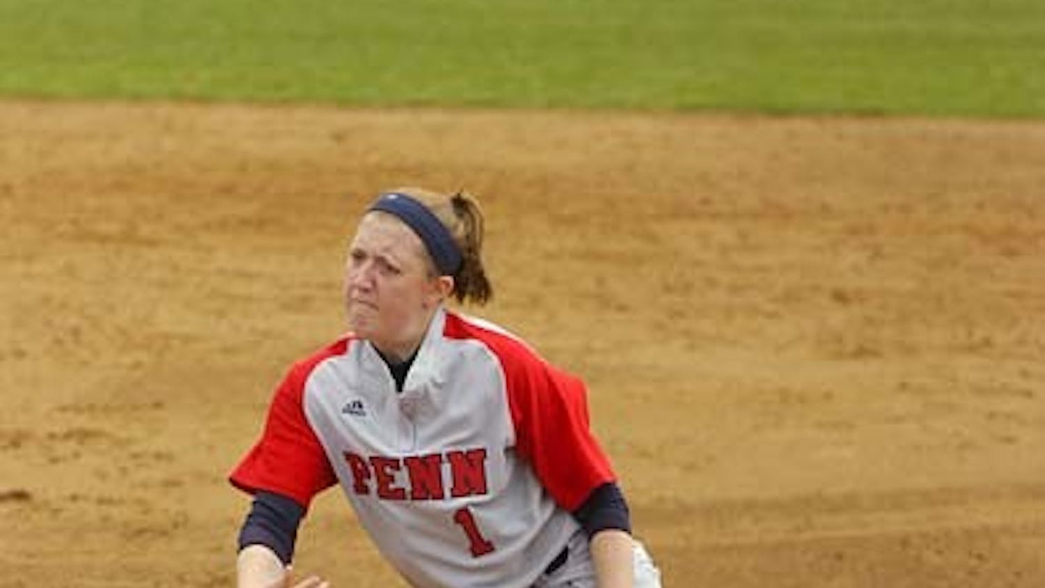 For a welcome change, Softball splits with Red