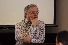 TV exec discusses trip from the ER to 'ER'