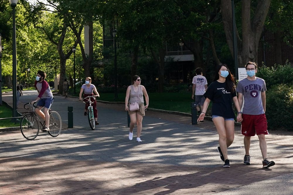 penn-campus-locust-walk-coronavirus-masks