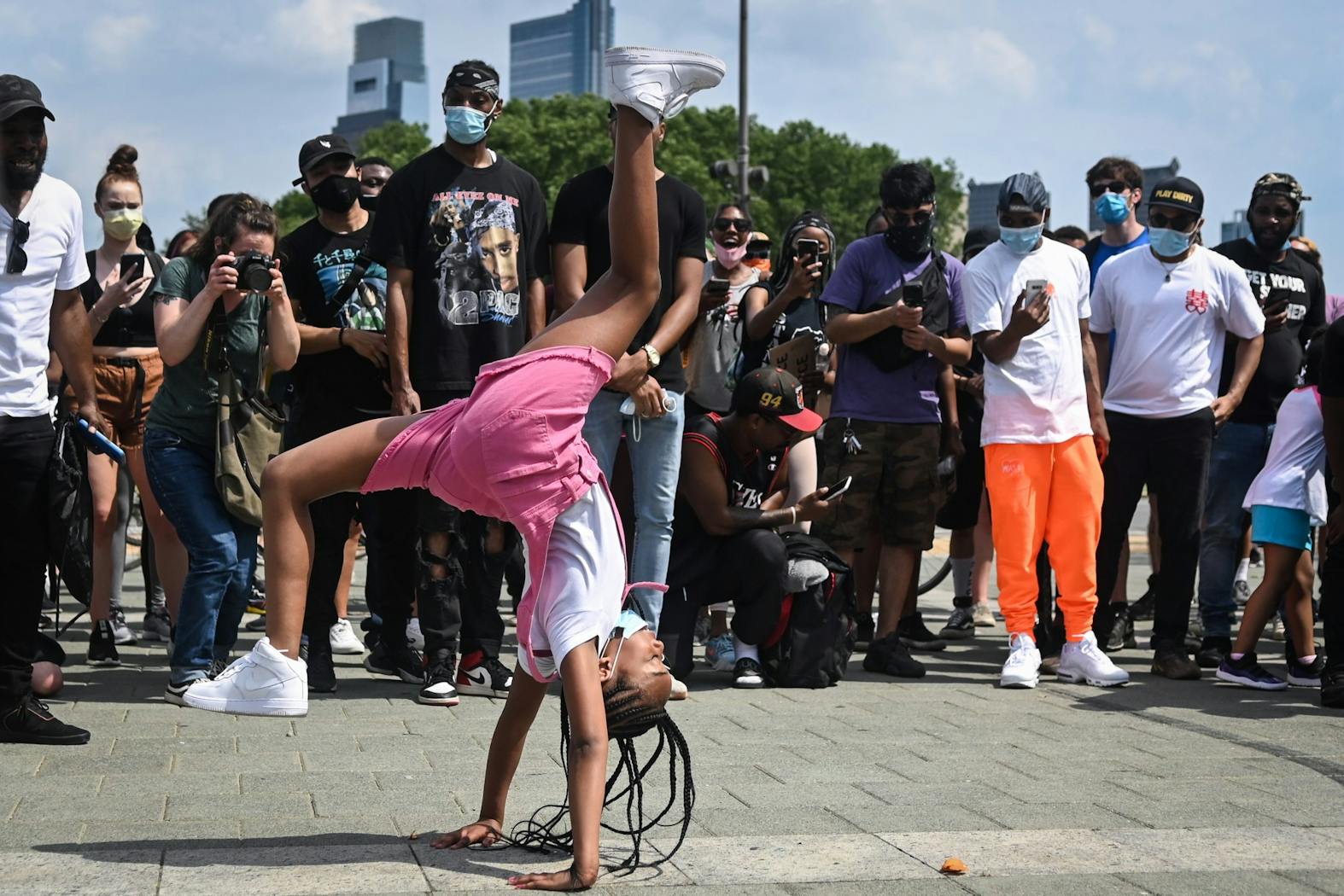 06-06-20 Philadelphia George Floyd Protests Dance Circle.jpg