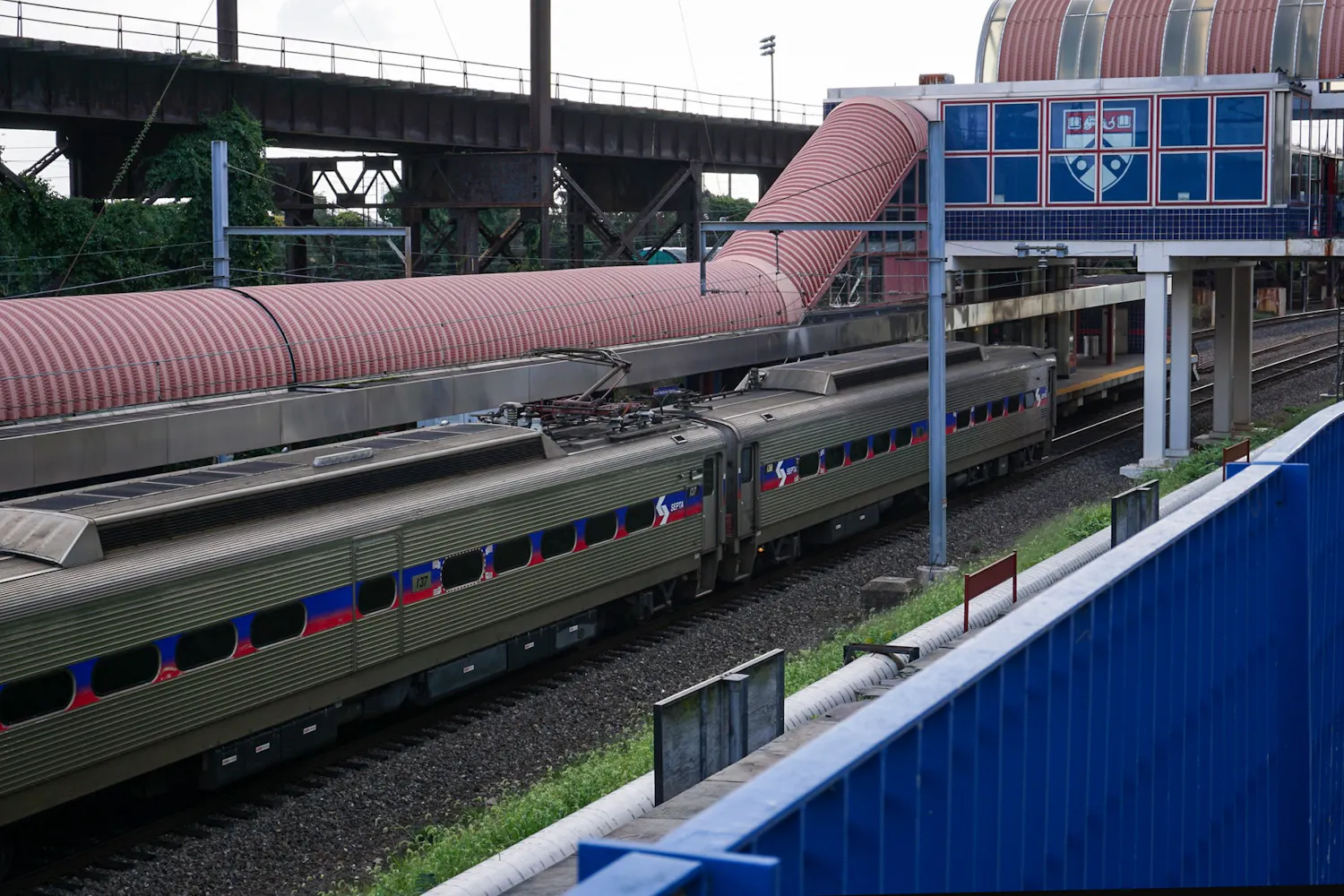 10-07-21 SEPTA Regional Rail (Roger Ge).jpg