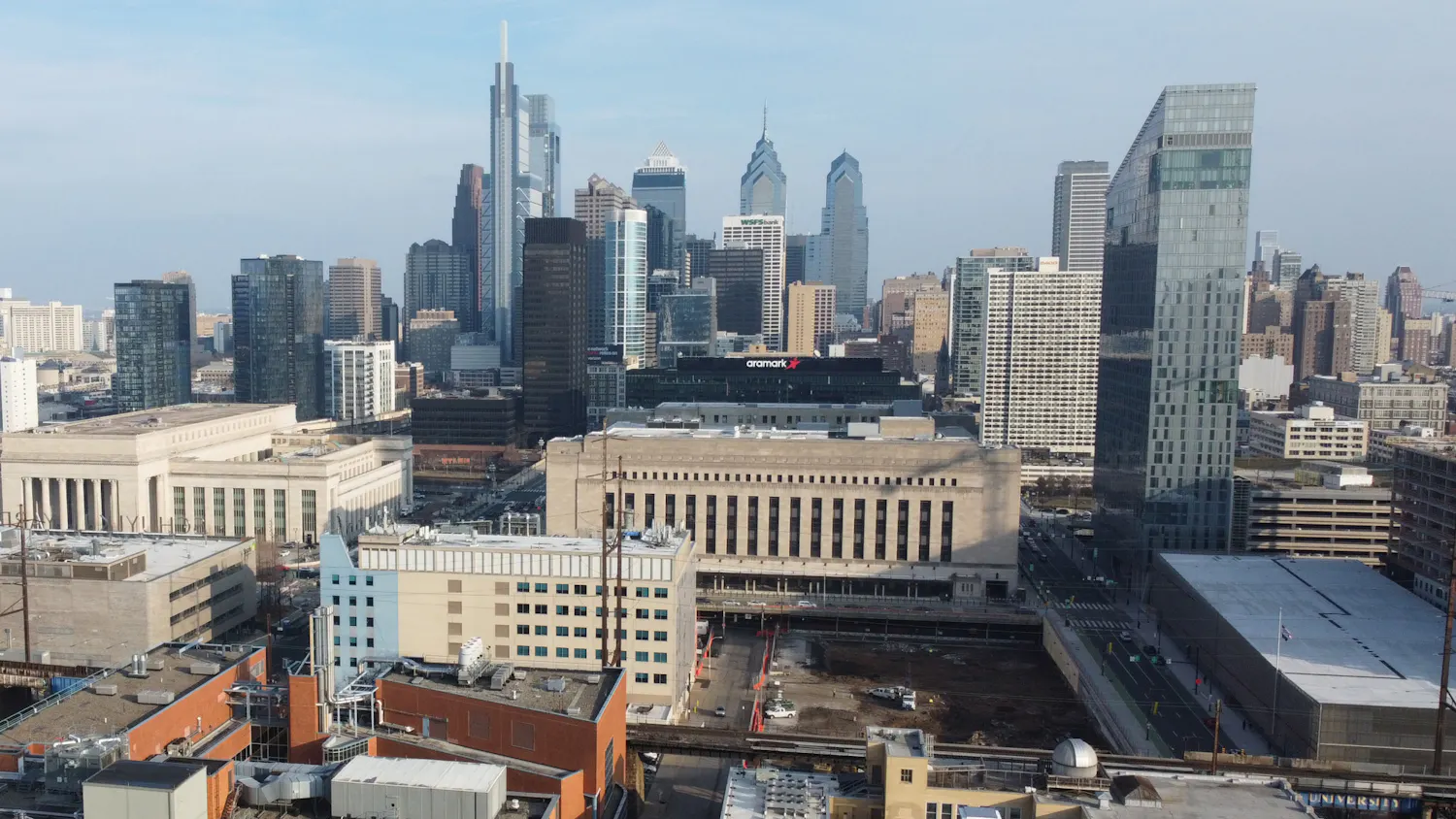 01-10-23 Philadelphia Skyline (Abhiram Juvvadi).jpg